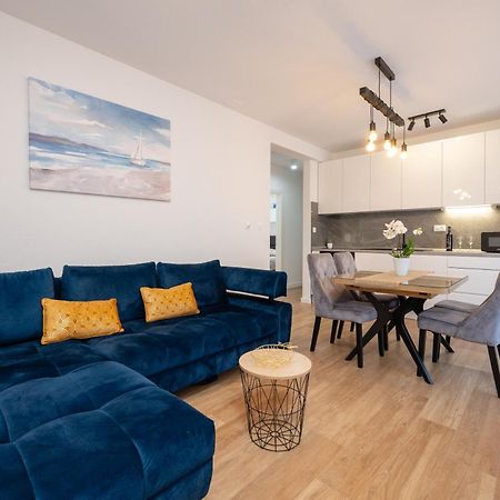 Apartment Ivi Трогир Екстериор снимка