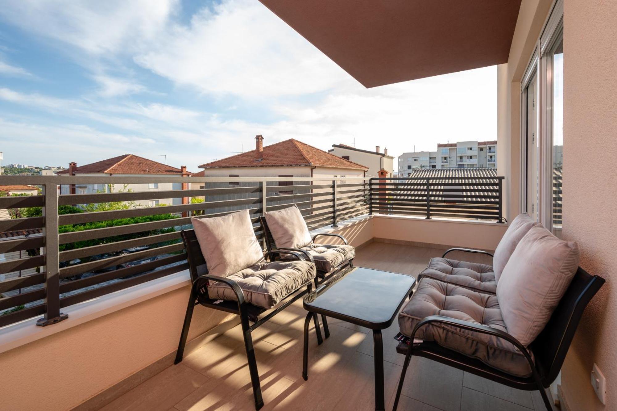 Apartment Ivi Трогир Екстериор снимка